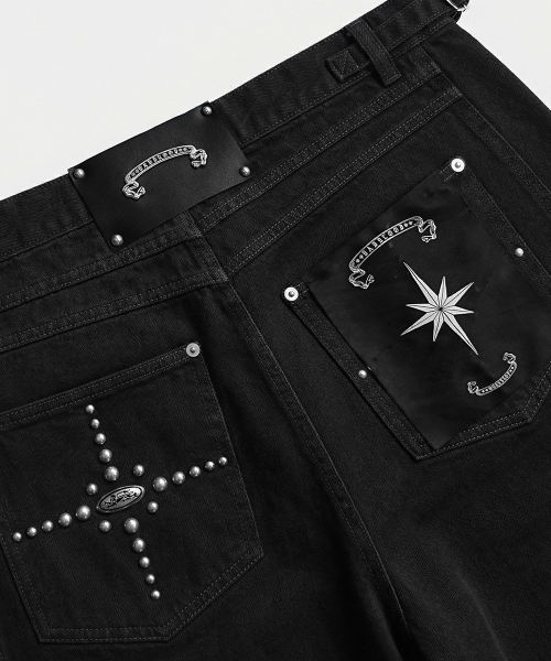 BADBLOOD(バッドブラッド)の「Star-Studded Barrel Pants - Black(デニムパンツ・レディース・その他・X-SMALL/SMALL/XX-SMALL)」の3枚目の写真