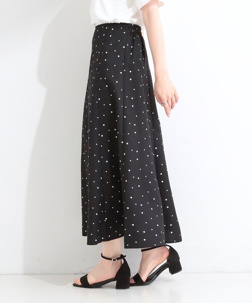SHOO・LA・RUE(シューラルー)の「【S-LL】涼し気な ドット柄 麻調フレアスカート(スカート・レディース・ブラック系5/ブラウン系6・01/04/03/02)」の4枚目の写真