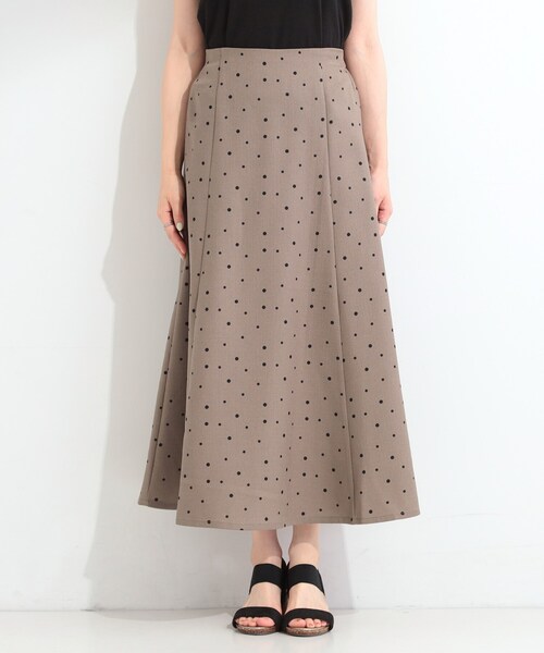 SHOO・LA・RUE(シューラルー)の「【S-LL】涼し気な ドット柄 麻調フレアスカート(スカート・レディース・ブラック系5/ブラウン系6・01/04/03/02)」の11枚目の写真