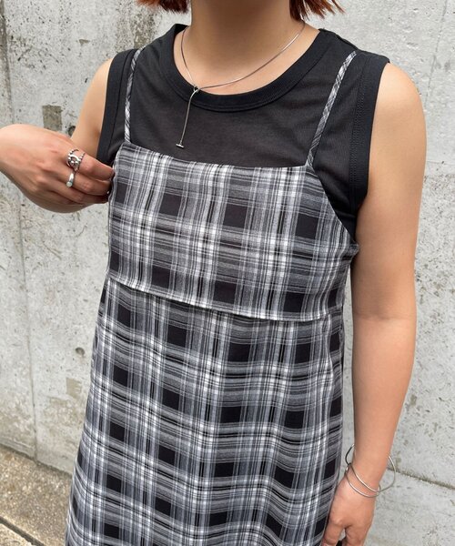 Omekashi(オメカシ)の「チェックフレアキャミワンピース(ワンピース・レディース・ブラック/ブラウン/オフホワイト・38/36)」の14枚目の写真