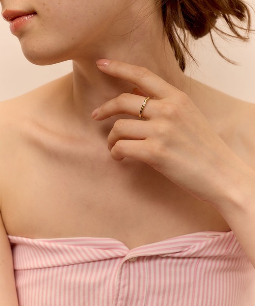 Jolie Toujours(ジョリトゥジュール)の「【汗や水に強い】〈ステンレス〉12号スクエアラインリング(リング・レディース・シルバー/ゴールド・12号)」の8枚目の写真