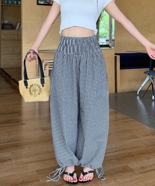 LAFFMO(ラフモ)の「ギンガムチェックバレルレッグイージーパンツ(その他パンツ・レディース・A/B・F)」の16枚目の写真