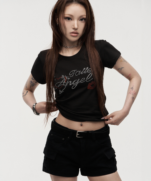 LANARCHIVE（ランアーカイブ）の「[0142] ホットフィックスラインストーンウーマン半袖Tシャツ - ブラック（Tシャツ/カットソー・レディース・ブラック・FREE）」の7枚目の写真
