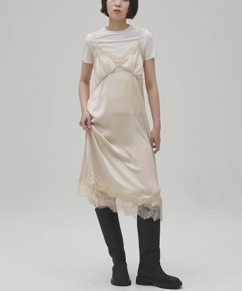 TODAYFUL(トゥデイフル)の「Satin Lace Dress 12610317(ワンピース・レディース・オフホワイト/ライトグリーン・36/38)」の12枚目の写真