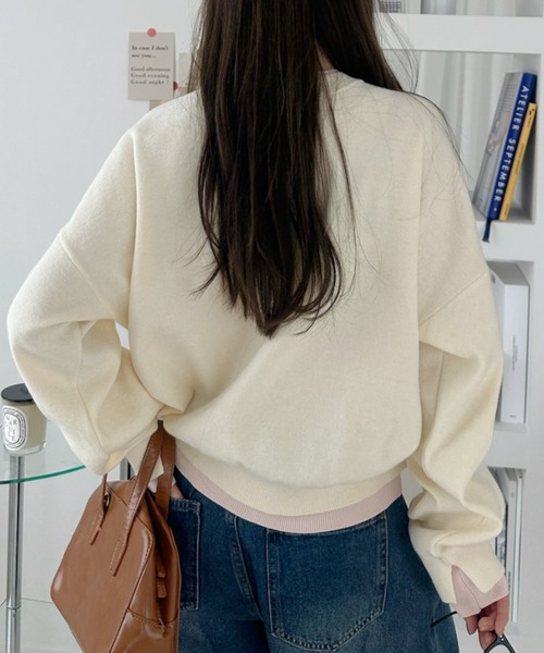 Ada.(エイダ)の「配色レイヤード スウェットライクニット(ニット/セーター・レディース・ブラウン/オフホワイト/ブラック・FREE)」の9枚目の写真