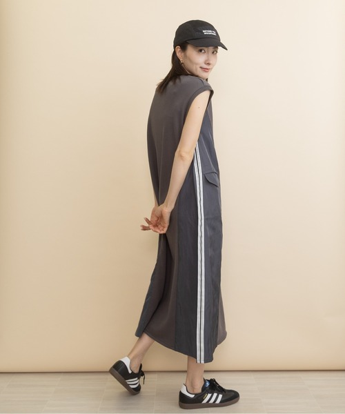 lodie(ロディ)の「異素材コンビ・サイドラインワンピース(ワンピース・レディース・チャコールグレー/ブラック/カーキ・FREE)」の22枚目の写真
