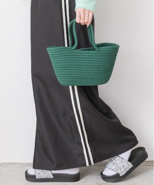 ad thie(アドティエ)の「ロープ編み ミニ カゴ バッグ(かごバッグ・レディース・レッド/ダークグリーン/オレンジ/ピンク/ブルー・FREE)」の8枚目の写真