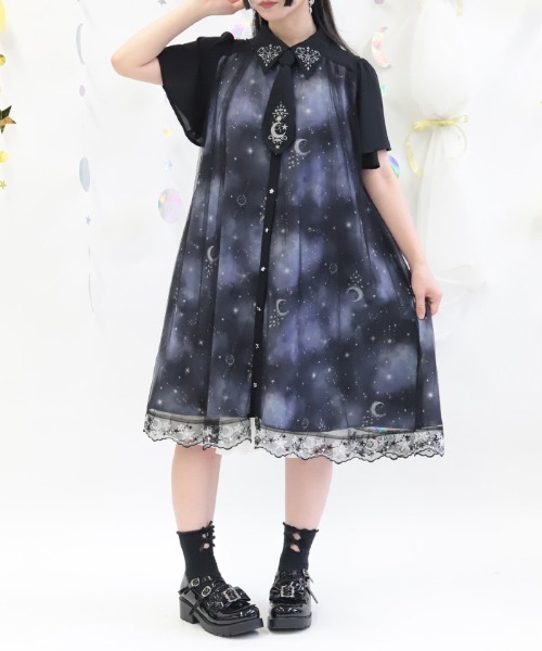 ルミナスムーン柄ワンピース（ワンピース）｜axes femme（アクシーズ