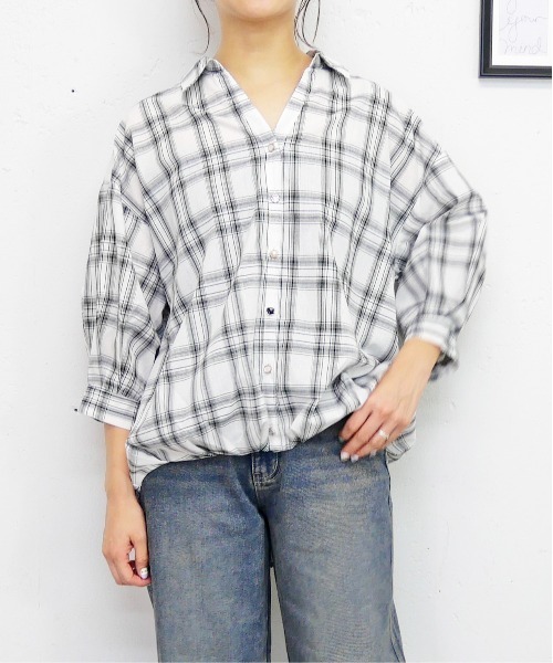 FUN(ファン)の「チェックタケノコブラウス(シャツ/ブラウス・レディース・ブラック/ネイビー/ホワイト×ブラック・FREE)」の2枚目の写真