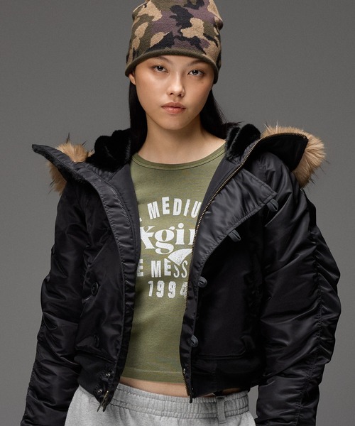 X-girl（エックスガール）の「MIXED FONT FADED L/S COMPACT TOP（Tシャツ/カットソー・レディース・オリーブ/ブラック・S/M）」の4枚目の写真