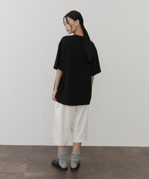 DFFUR.（ディフル）の「ルーズシルエットレタリングTシャツ【ユニセックス】（Tシャツ/カットソー・レディース・オフホワイト/ブラック・FREE）」の10枚目の写真