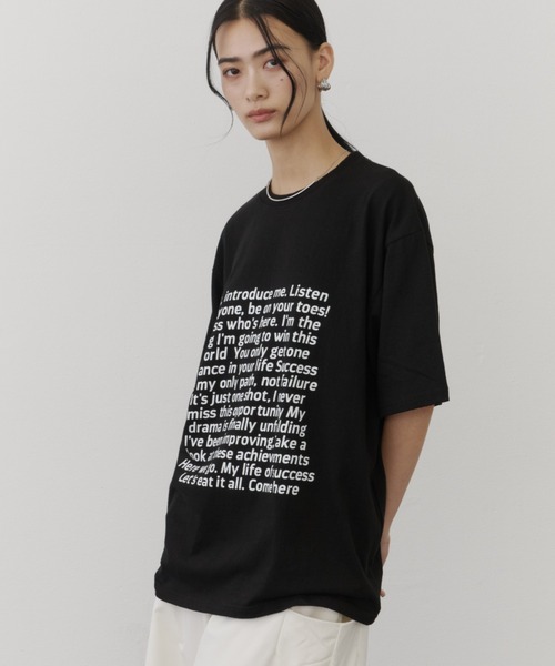 DFFUR.（ディフル）の「ルーズシルエットレタリングTシャツ【ユニセックス】（Tシャツ/カットソー・レディース・オフホワイト/ブラック・FREE）」の18枚目の写真