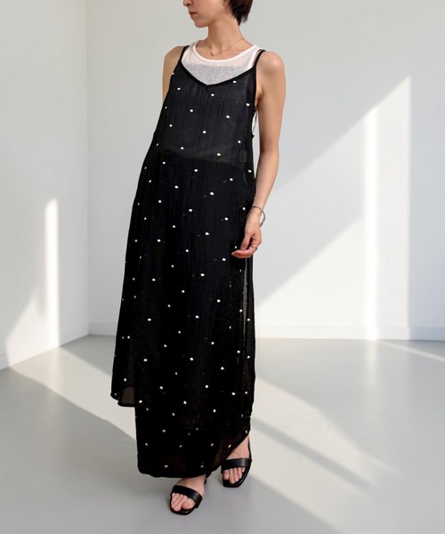 THE SOIS(ソア)の「刺繍シアーキャミワンピース(ワンピース・レディース・ブラック系その他/ホワイト系その他/ブラウン系その他/ホワイト系その他2/ブラック系その他2/ブラウン系その他2・FREE)」の4枚目の写真
