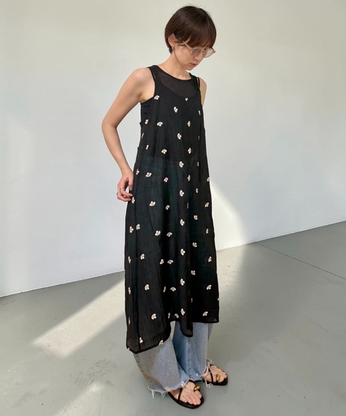 THE SOIS(ソア)の「刺繍シアーキャミワンピース(ワンピース・レディース・ブラック系その他/ホワイト系その他/ブラウン系その他/ホワイト系その他2/ブラック系その他2/ブラウン系その他2・FREE)」の18枚目の写真