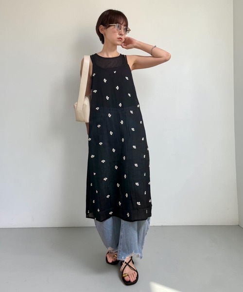 THE SOIS(ソア)の「刺繍シアーキャミワンピース(ワンピース・レディース・ブラック系その他/ホワイト系その他/ブラウン系その他/ホワイト系その他2/ブラック系その他2/ブラウン系その他2・FREE)」の14枚目の写真