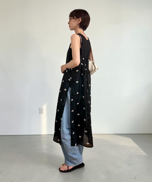THE SOIS(ソア)の「刺繍シアーキャミワンピース(ワンピース・レディース・ブラック系その他/ホワイト系その他/ブラウン系その他/ホワイト系その他2/ブラック系その他2/ブラウン系その他2・FREE)」の15枚目の写真
