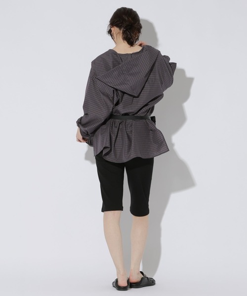 LAKOLE（ラコレ）の「テレコバイカーパンツ / 1056020（その他パンツ・レディース・ブラック・MEDIUM/LARGE）」の4枚目の写真