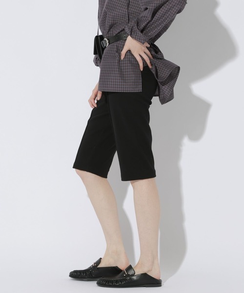 LAKOLE（ラコレ）の「テレコバイカーパンツ / 1056020（その他パンツ・レディース・ブラック・MEDIUM/LARGE）」の5枚目の写真