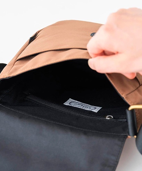 kalsac(カルサック)の「FLAP SHOULDER BATEAU / S(ショルダーバッグ・レディース・ブラック/ブラウン・ONE SIZE)」の14枚目の写真