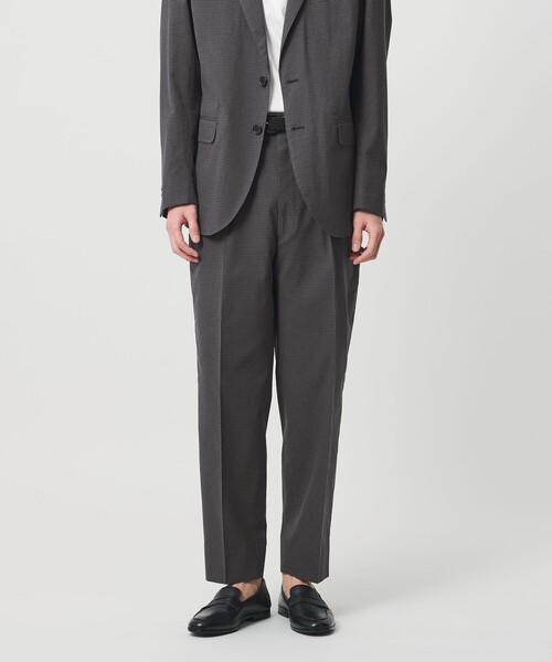 UNITED ARROWS(ユナイテッドアローズ)の「<SOVEREIGN> ギンガムチェック 1プリーツ スラックス RELAX MODEL(セットアップ・メンズ・ダークグレー・L)」の1枚目の写真