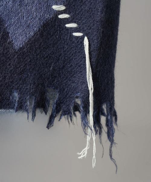 MAISON SPECIAL(メゾンスペシャル)の「《UNISEX》デストロイダメージアーガイルプライムオーバーモヘヤシャギーニットカーディガン/Distressed Damaged Argyle Prime-Over Mohair Shaggy Knit Cardigan【MAISON SPECIAL/メゾンスペシャル】(カーディガン/ボレロ・メンズ・パープル/ブラック・2/1/0)」の16枚目の写真