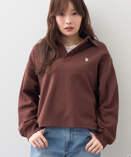 U.S. POLO ASSN.（ユーエスポロアッスン）の「【U.S. POLO ASSN./ユーエスポロアッスン】ロゴ刺繍 キーネック スウェット トレーナー（スウェット・レディース・ネイビー/ブラウン・M）」の2枚目の写真