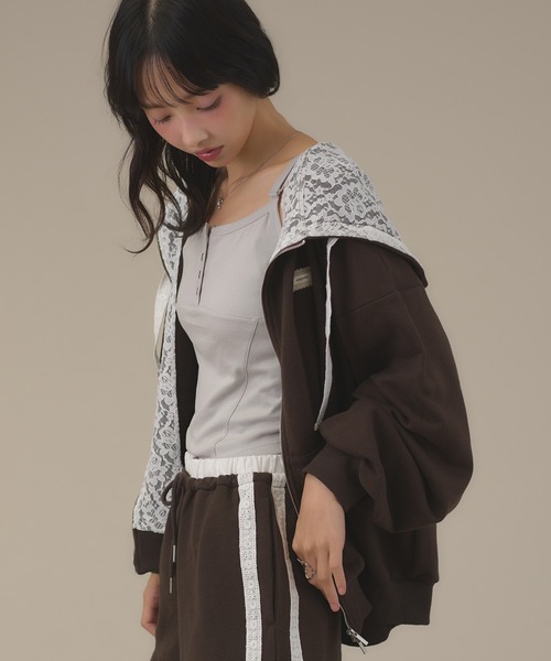 apres jour mignon(アプレジュールミニョン)の「【SETUP着用可能】レース付きパーカー(パーカー・レディース・杢グレー/ブラウン系その他/ブラック・ショート/ロング)」の13枚目の写真