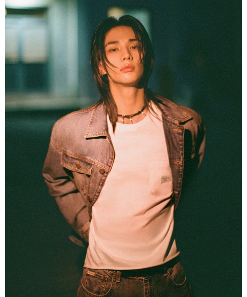 Guess(ゲス)の「GUESS JEANS X Rolling Stones Trucker Jacket デニムジャケット ローリングストーンズ ヒョンジン(デニムジャケット・メンズ・インディゴブルー・LARGE/MEDIUM/SMALL/X-LARGE)」の3枚目の写真