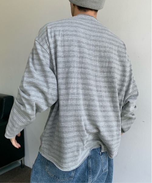 DOUBLE STEAL（ダブルスティール）の「DSルーズフィット細ボーダートップス（Tシャツ/カットソー・メンズ・グレー/ネイビー・LARGE/MEDIUM/X-LARGE）」の4枚目の写真