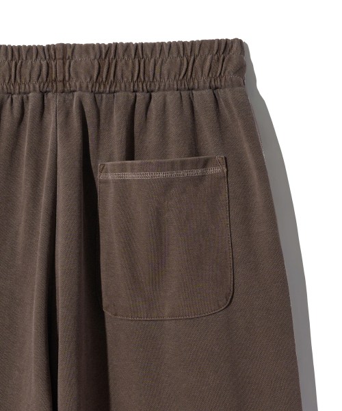 GAKKAI UNIONS(ガッカイユニオンズ)の「カーブ切り替えピグメントスウェットパンツ ブラウン(スウェットパンツ・レディース・その他・SMALL/MEDIUM/LARGE/X-LARGE)」の8枚目の写真
