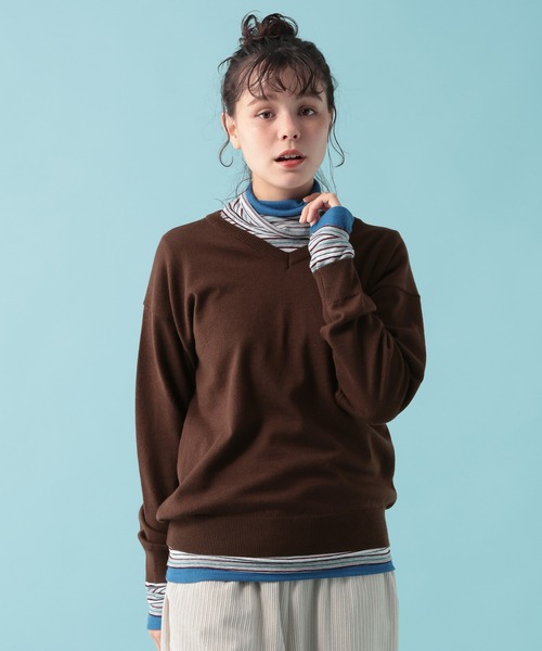 GEORGE'S(ジョージズ)の「【MULTI PALETTE】Vネックニット(ニット/セーター・レディース・グレー/イエロー/ブラウン/ブルー/ホワイト/ピンク/ブラック/レッド・FREE)」の4枚目の写真
