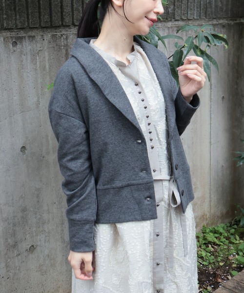 etre relie(エトレリー)の「接結ショートJK(テーラードジャケット・レディース・チャコールグレー/ライトグレー/ブラック/ダークベージュ/グレー/ダークネイビー・M)」の1枚目の写真