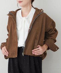 バルーンシルエットが魅力、デニムブルゾン