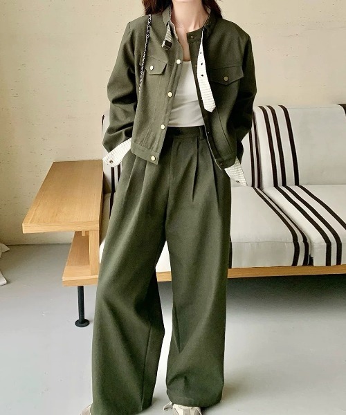 FAVORITO(ファヴォリート)の「ジャケットパンツセットアップ(セットアップ・レディース・カーキ・S/M/L)」の2枚目の写真