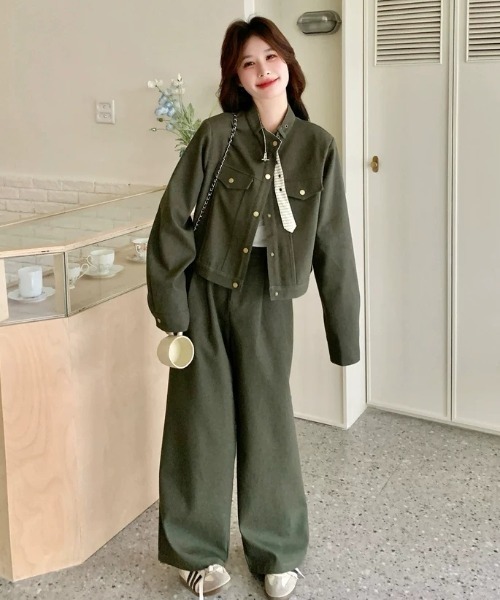 FAVORITO(ファヴォリート)の「ジャケットパンツセットアップ(セットアップ・レディース・カーキ・S/M/L)」の5枚目の写真