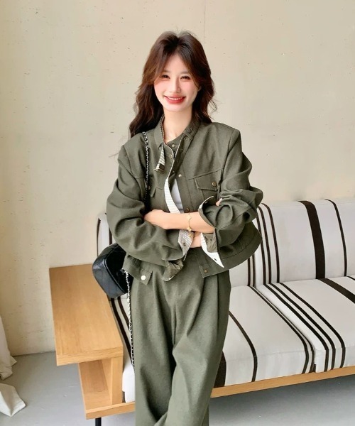 FAVORITO(ファヴォリート)の「ジャケットパンツセットアップ(セットアップ・レディース・カーキ・S/M/L)」の16枚目の写真