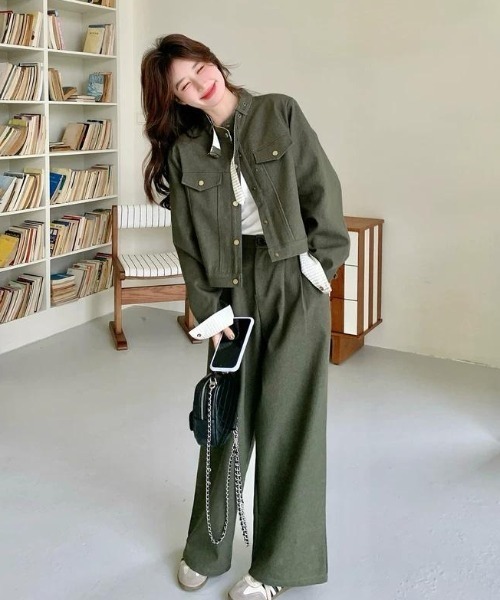 FAVORITO(ファヴォリート)の「ジャケットパンツセットアップ(セットアップ・レディース・カーキ・S/M/L)」の15枚目の写真