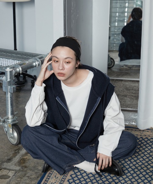 OFROOM(オフルーム)の「【2026秋冬新作】Zip-up Hood Knit Vest|ジップアップフードニットベスト(ベスト・レディース・ブラウン/チャコールグレー/ネイビー・FREE)」の21枚目の写真