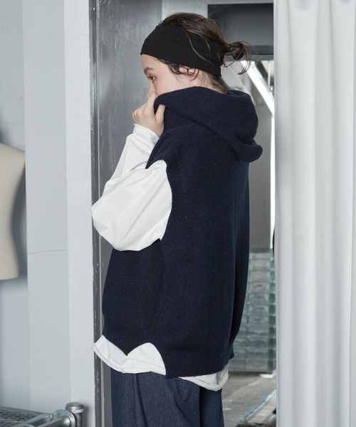 OFROOM(オフルーム)の「【2026秋冬新作】Zip-up Hood Knit Vest|ジップアップフードニットベスト(ベスト・レディース・ブラウン/チャコールグレー/ネイビー・FREE)」の14枚目の写真