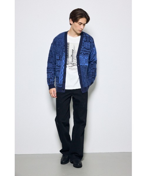AZUL by moussy(アズールバイマウジー)の「ペイズリー柄ニットカーディガン 秋服 冬服 総柄 羽織 長袖(ニット/セーター・メンズ・ブラウン/ブラック/ネイビー・MEDIUM/LARGE)」の11枚目の写真