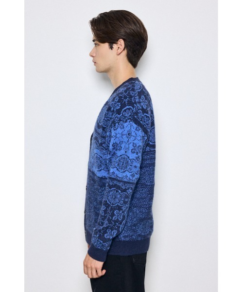 AZUL by moussy(アズールバイマウジー)の「ペイズリー柄ニットカーディガン 秋服 冬服 総柄 羽織 長袖(ニット/セーター・メンズ・ブラウン/ブラック/ネイビー・MEDIUM/LARGE)」の13枚目の写真