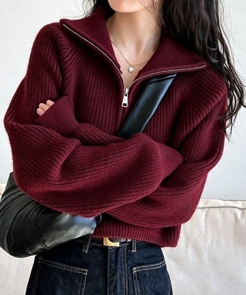 Beststore(ベストストア)の「ハーフジップ ニットトップス ざっくり編み ハイネック ショート丈 秋冬(ニット/セーター・レディース・ネイビー/チャコールグレー/キャメル/アイボリー/イエロー/オフホワイト/ブラウン/ボルドー/ブラック・FREE)」の9枚目の写真