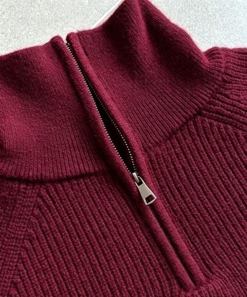 Beststore(ベストストア)の「ハーフジップ ニットトップス ざっくり編み ハイネック ショート丈 秋冬(ニット/セーター・レディース・ネイビー/チャコールグレー/キャメル/アイボリー/イエロー/オフホワイト/ブラウン/ボルドー/ブラック・FREE)」の19枚目の写真