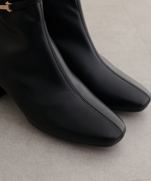 natural couture(ナチュラルクチュール)の「金具付きストレッチブーツ(ブーツ・レディース・ブラック/グレイッシュベージュ・X-LARGE/SMALL/MEDIUM/LARGE)」の3枚目の写真