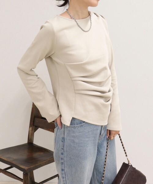 fredy emue(フレディエミュ)の「アシメデザインポンチブラウス(Tシャツ/カットソー・レディース・アイボリー/ボルドー/チャコールグレー/ベージュ・38)」の21枚目の写真