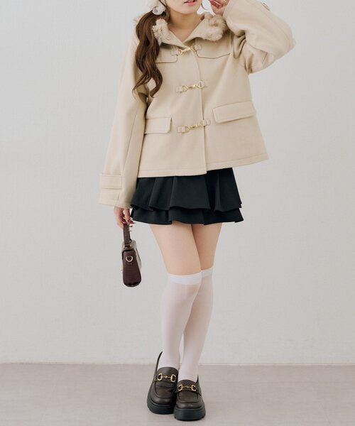 Another Branch olive des olive(アナザーブランチオリーブデオリーブ)の「ファー付ダッフルショートコート(ダッフルコート・レディース・アイボリー/ボルドー/ネイビー・FREE)」の6枚目の写真