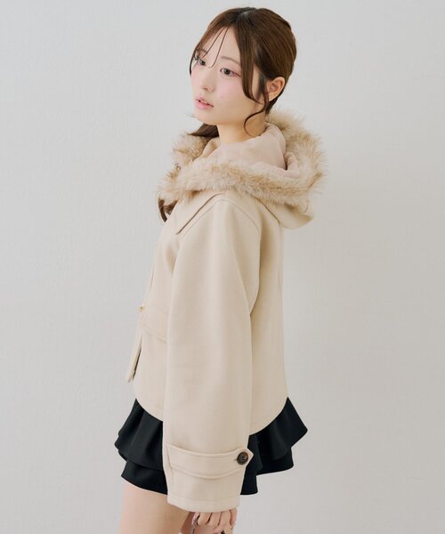 Another Branch olive des olive(アナザーブランチオリーブデオリーブ)の「ファー付ダッフルショートコート(ダッフルコート・レディース・アイボリー/ボルドー/ネイビー・FREE)」の14枚目の写真