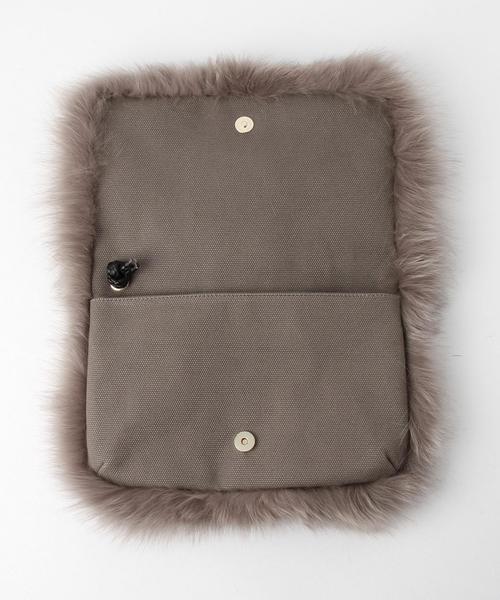 ODETTE E ODILE（オデットエオディール）の「O ファークラッチ（クラッチバッグ・レディース・グレー/ライトピンク/ネイビー・FREE）」の6枚目の写真