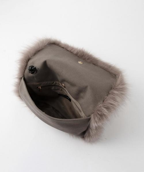 ODETTE E ODILE（オデットエオディール）の「O ファークラッチ（クラッチバッグ・レディース・グレー/ライトピンク/ネイビー・FREE）」の9枚目の写真