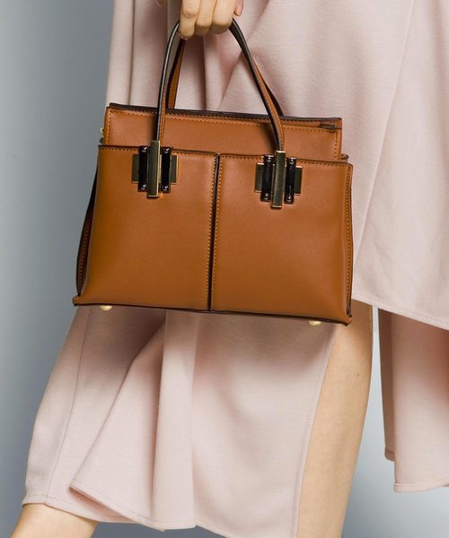 PLAIN CLOTHING（プレーンクロージング）の「フェイクレザーハンドバッグ/ショルダーバッグ【PLAIN CLOTHING】（ショルダーバッグ・レディース・レッド/キャメル/グレー/ネイビー/ブラック・FREE）」の21枚目の写真